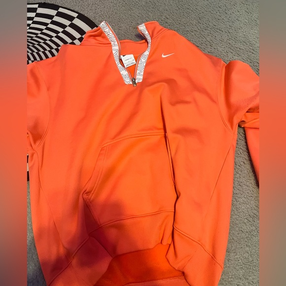 Nike Pullover - Picture 1 of 2
